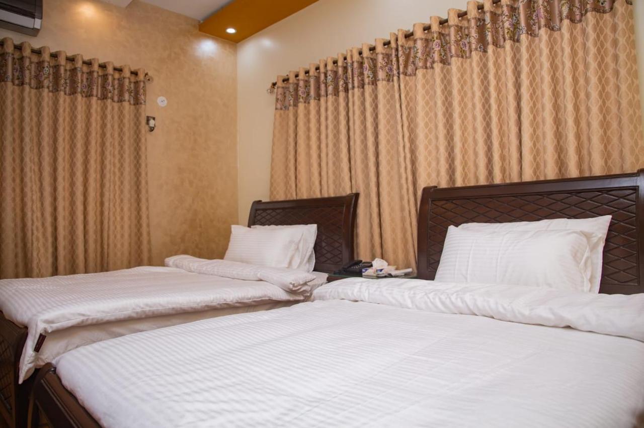 Elet Business Hotel การาจี ภายนอก รูปภาพ