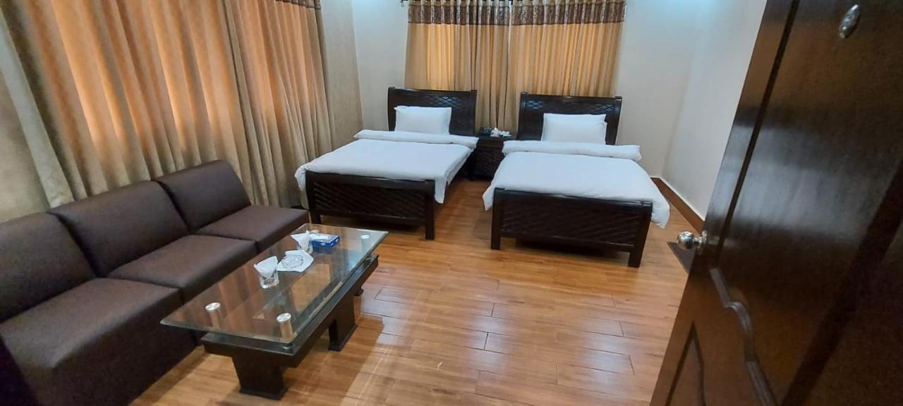 Elet Business Hotel การาจี ภายนอก รูปภาพ