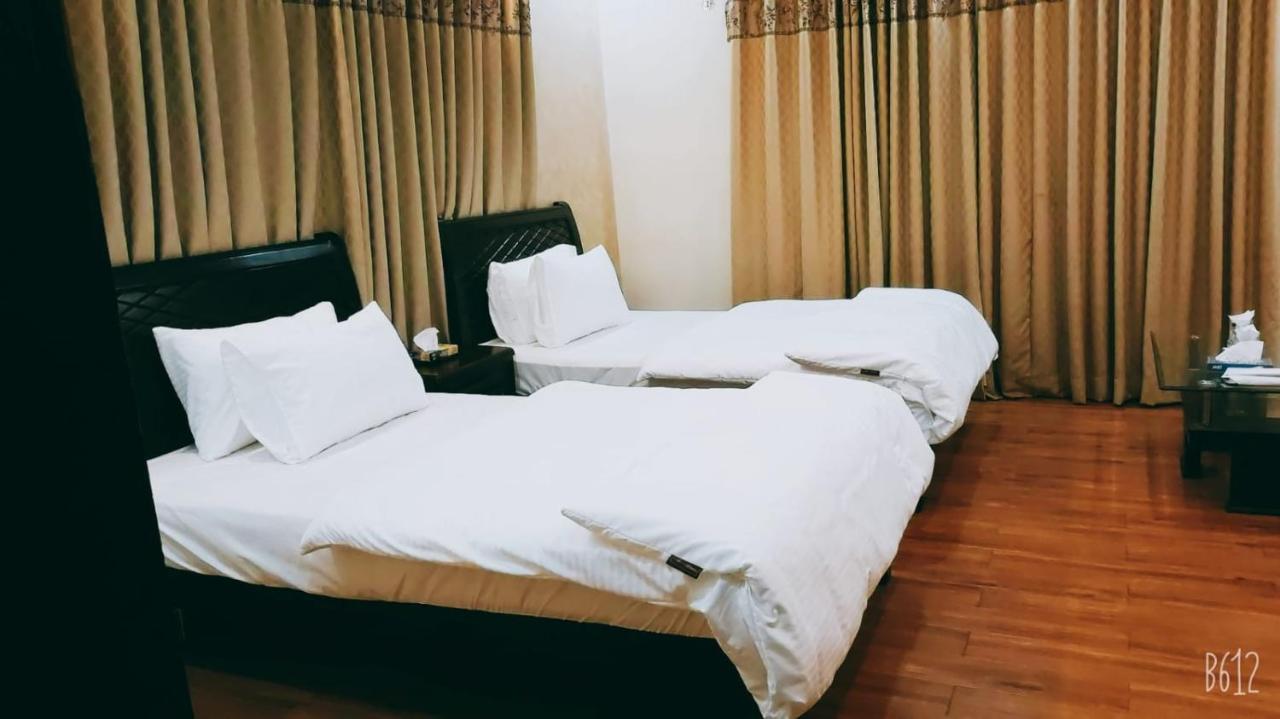 Elet Business Hotel การาจี ภายนอก รูปภาพ